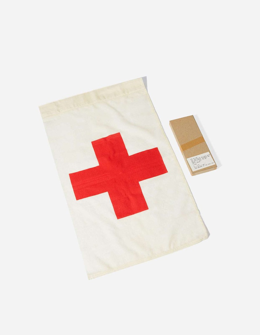 Maharishi Levensstijl | 9424 Red Cross Identification Flag (Box Of 12)